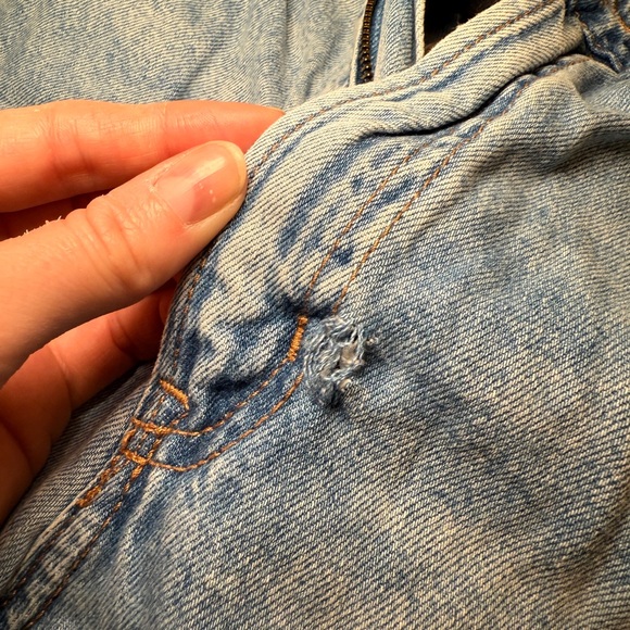 H&M Light Blue Denim Jeans - Picture 3 of 6